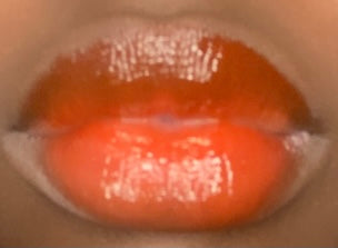 Kiss N' Tell